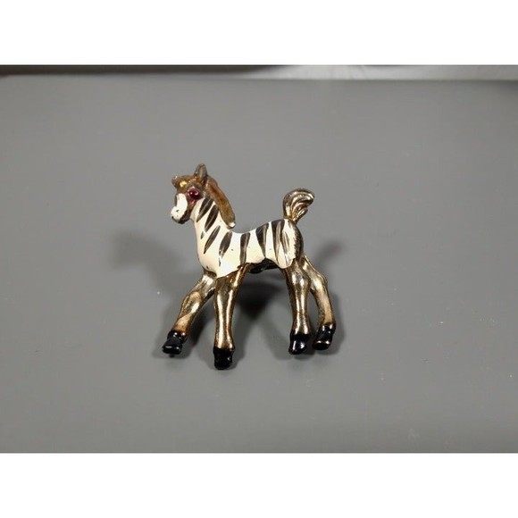Bohemian Zebra Head Brooch - Artificial Pearl & Crystal Animal Pin For Women's Jewelry